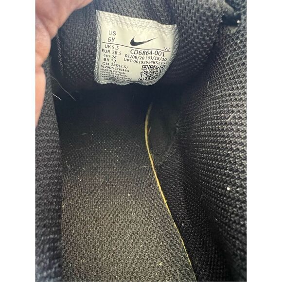 Nike Air Max 90 Triple Black (GS) Youth Running CD6864-001 Size 6Y - Picture 5 of 6